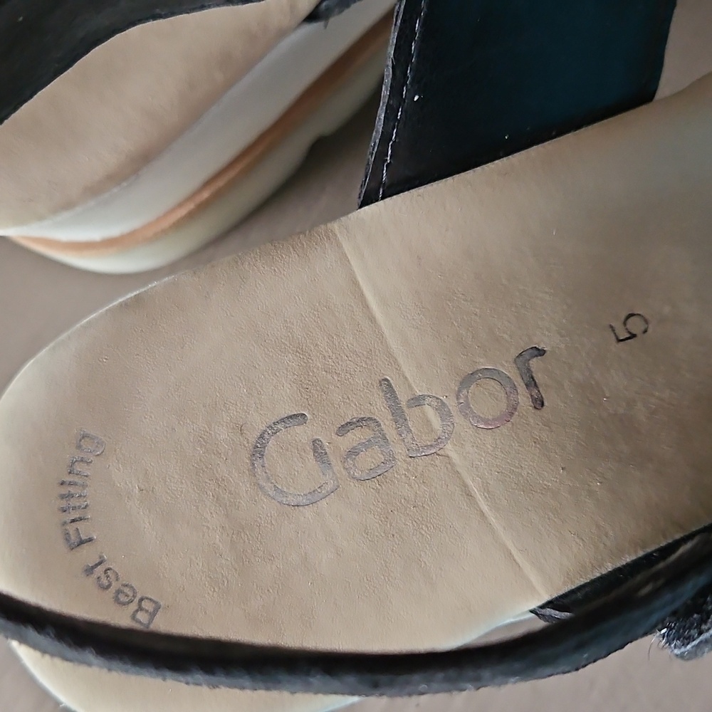 GABOR BLACK SUEDE WEDGE SANDALS sz 7 - Picture 4 of 5